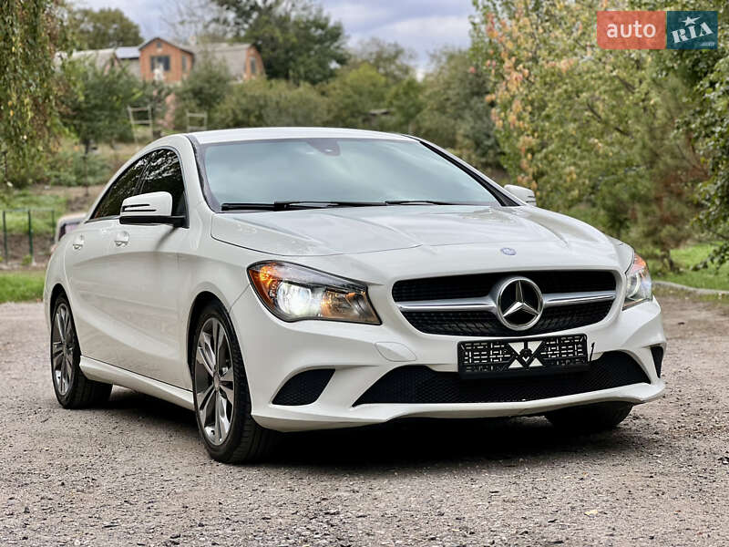 Седан Mercedes-Benz CLA-Class 2015 в Валках