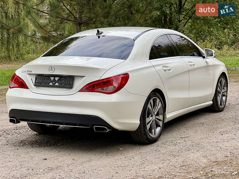 Седан Mercedes-Benz CLA-Class 2015 в Валках