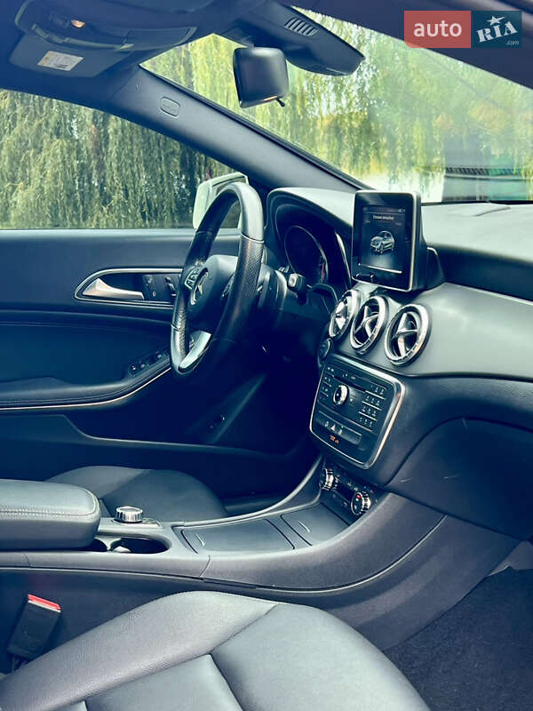 Седан Mercedes-Benz CLA-Class 2015 в Валках