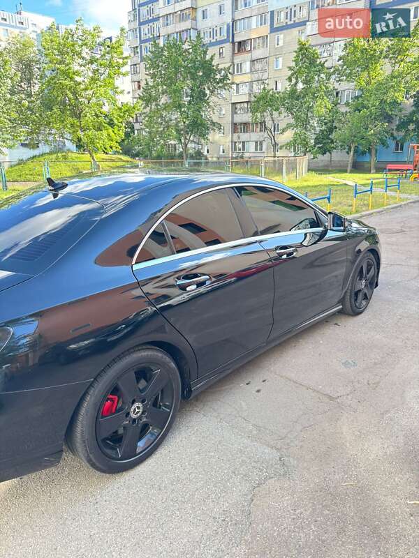 Седан Mercedes-Benz CLA-Class 2018 в Киеве