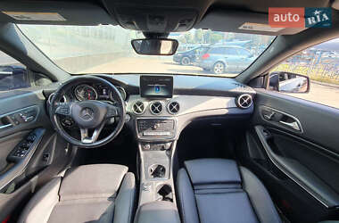 Седан Mercedes-Benz CLA-Class 2018 в 