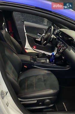 Седан Mercedes-Benz CLA-Class 2023 в 