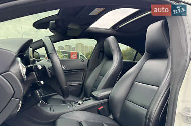 Седан Mercedes-Benz CLA-Class 2016 в 