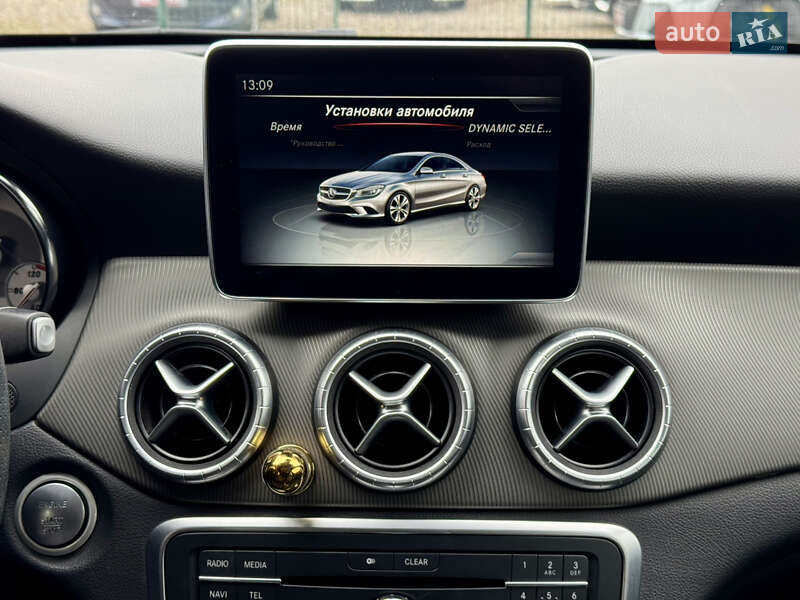 Седан Mercedes-Benz CLA-Class 2016 в Киеве