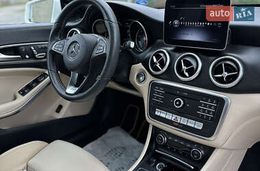 Седан Mercedes-Benz CLA-Class 2019 в 