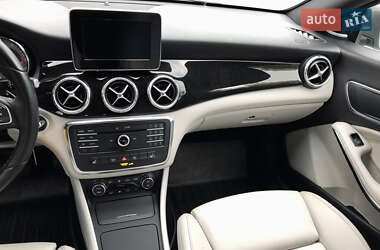 Седан Mercedes-Benz CLA-Class 2016 в 