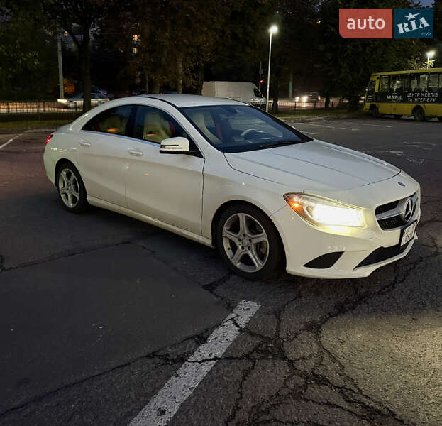 Седан Mercedes-Benz CLA-Class 2014 в Львові