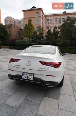 Седан Mercedes-Benz CLA-Class 2020 в 