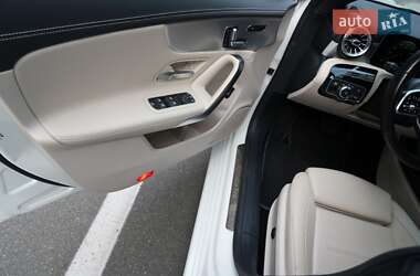 Седан Mercedes-Benz CLA-Class 2020 в 