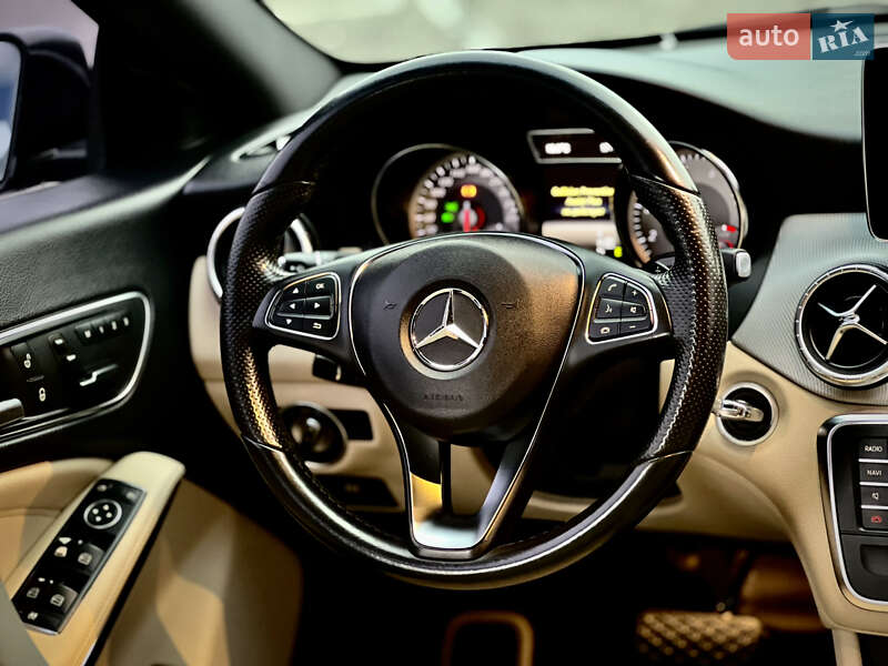 Седан Mercedes-Benz CLA-Class 2015 в Киеве
