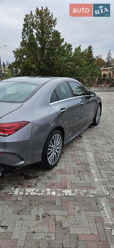 Седан Mercedes-Benz CLA-Class 2019 в Києві