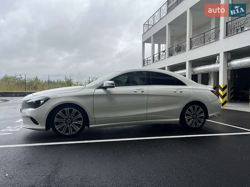 Седан Mercedes-Benz CLA-Class 2018 в Києві