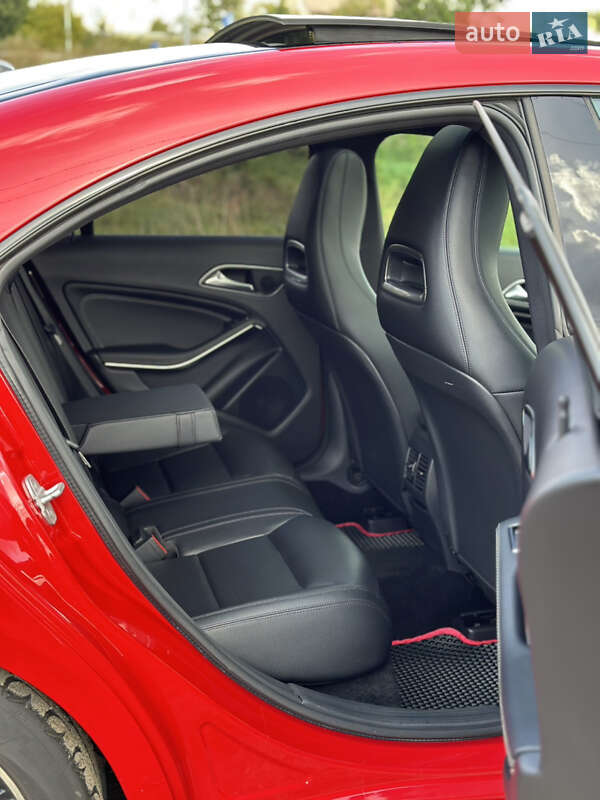Седан Mercedes-Benz CLA-Class 2015 в Ровно