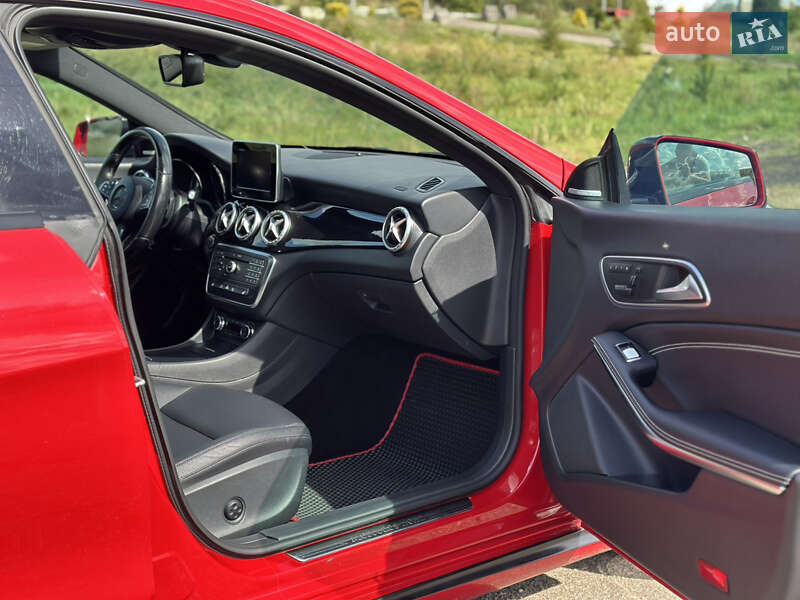 Седан Mercedes-Benz CLA-Class 2015 в Ровно