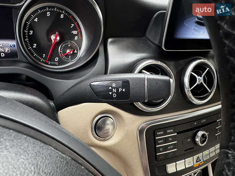 Седан Mercedes-Benz CLA-Class 2018 в Киеве