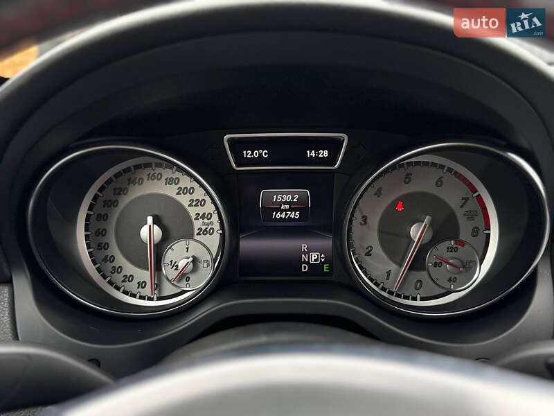 Седан Mercedes-Benz CLA-Class 2013 в Киеве фото 13 Седан Mercedes-Benz CLA-Class 2013 в Киеве