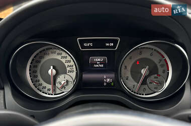 Седан Mercedes-Benz CLA-Class 2013 в  фото 13 Седан Mercedes-Benz CLA-Class 2013 в