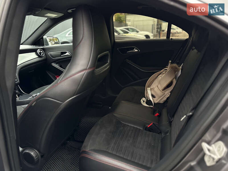 Седан Mercedes-Benz CLA-Class 2013 в Киеве фото 18 Седан Mercedes-Benz CLA-Class 2013 в Киеве