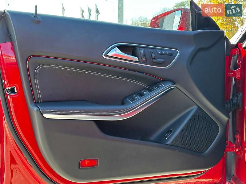 Седан Mercedes-Benz CLA-Class 2016 в Львові фото 18 Седан Mercedes-Benz CLA-Class 2016 в Львові