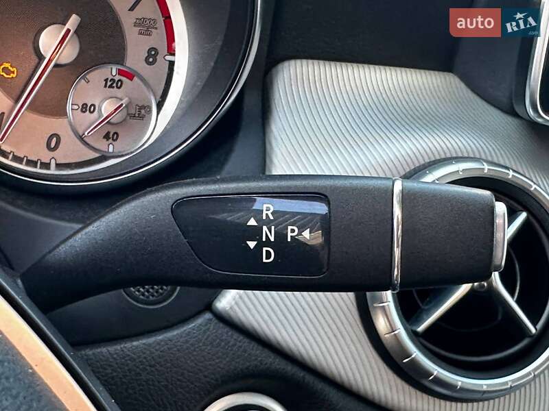 Седан Mercedes-Benz CLA-Class 2016 в Львові фото 28 Седан Mercedes-Benz CLA-Class 2016 в Львові