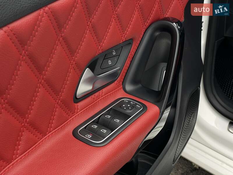 Седан Mercedes-Benz CLA-Class 2019 в Києві фото 26 Седан Mercedes-Benz CLA-Class 2019 в Києві