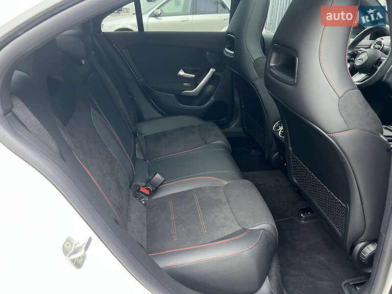 Седан Mercedes-Benz CLA-Class 2025 в Києві фото 56 Седан Mercedes-Benz CLA-Class 2025 в Києві
