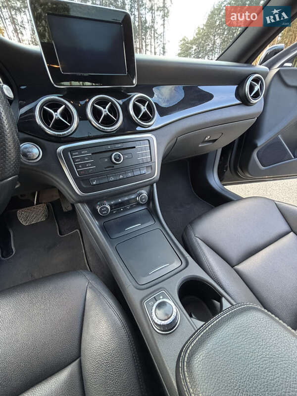 Седан Mercedes-Benz CLA-Class 2015 в Києві