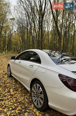 Седан Mercedes-Benz CLA-Class 2018 в 