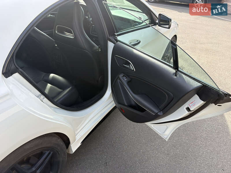 Седан Mercedes-Benz CLA-Class 2014 в Києві фото 12 Седан Mercedes-Benz CLA-Class 2014 в Києві