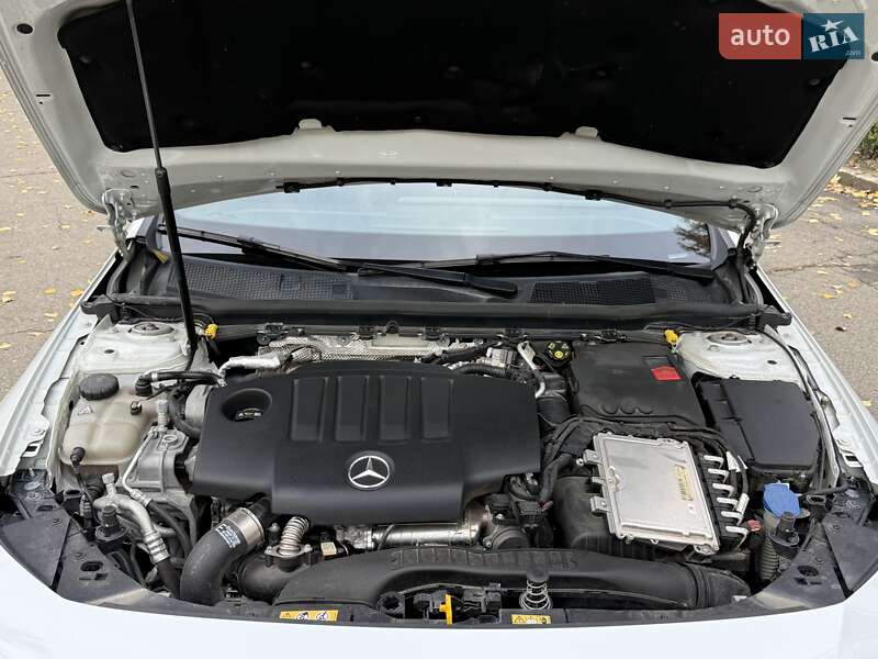 Универсал Mercedes-Benz CLA-Class 2021 в Киеве фото 49 Универсал Mercedes-Benz CLA-Class 2021 в Киеве