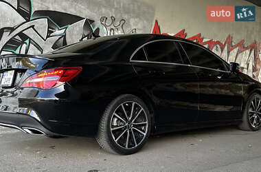 Седан Mercedes-Benz CLA-Class 2016 в Киеве