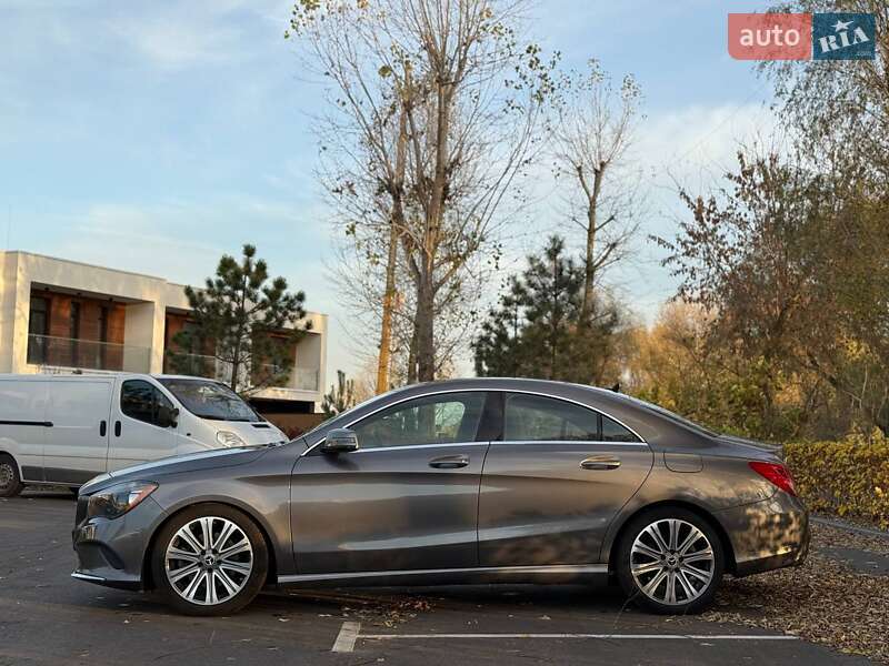 Седан Mercedes-Benz CLA-Class 2018 в Києві