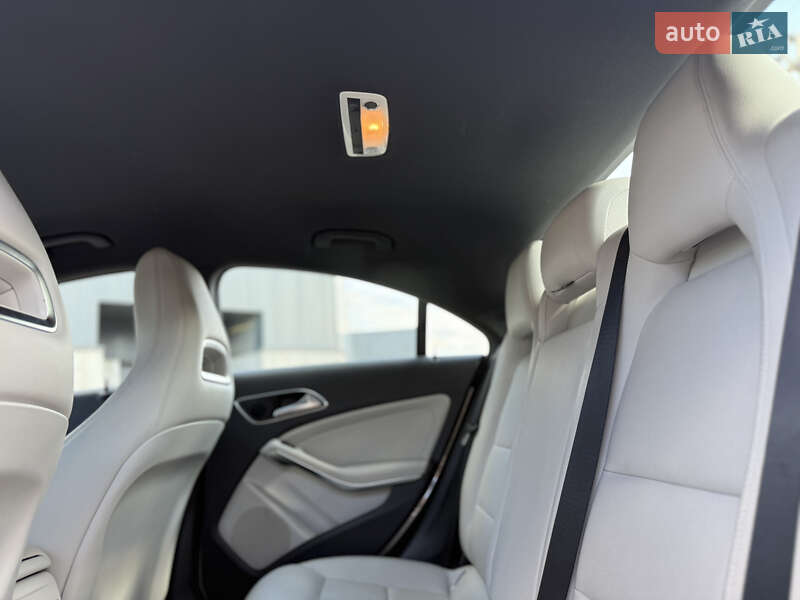 Седан Mercedes-Benz CLA-Class 2014 в Києві