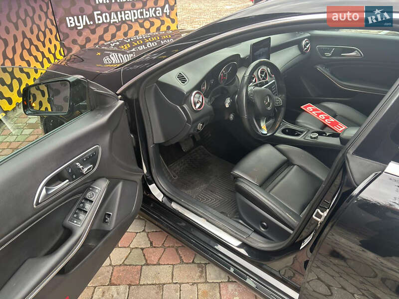 Седан Mercedes-Benz CLA-Class 2018 в Львові