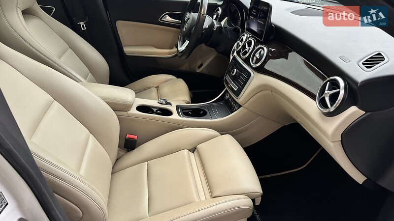 Седан Mercedes-Benz CLA-Class 2019 в Львове фото 25 Седан Mercedes-Benz CLA-Class 2019 в Львове