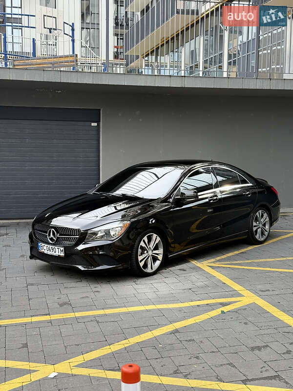 Седан Mercedes-Benz CLA-Class 2015 в Львові