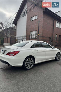 Седан Mercedes-Benz CLA-Class 2018 в Києві