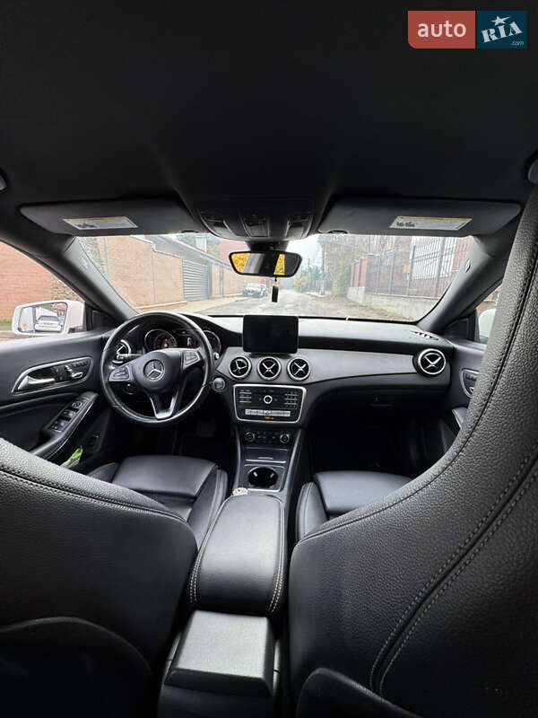 Седан Mercedes-Benz CLA-Class 2018 в Києві фото 15 Седан Mercedes-Benz CLA-Class 2018 в Києві