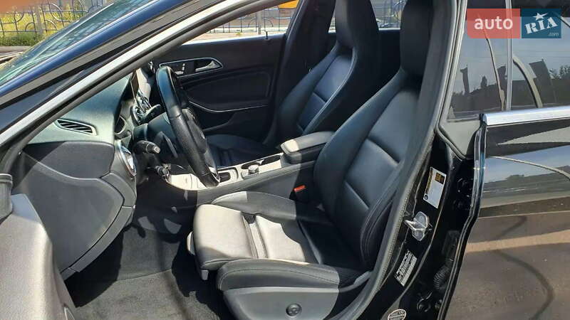 Седан Mercedes-Benz CLA-Class 2018 в Киеве фото 10 Седан Mercedes-Benz CLA-Class 2018 в Киеве
