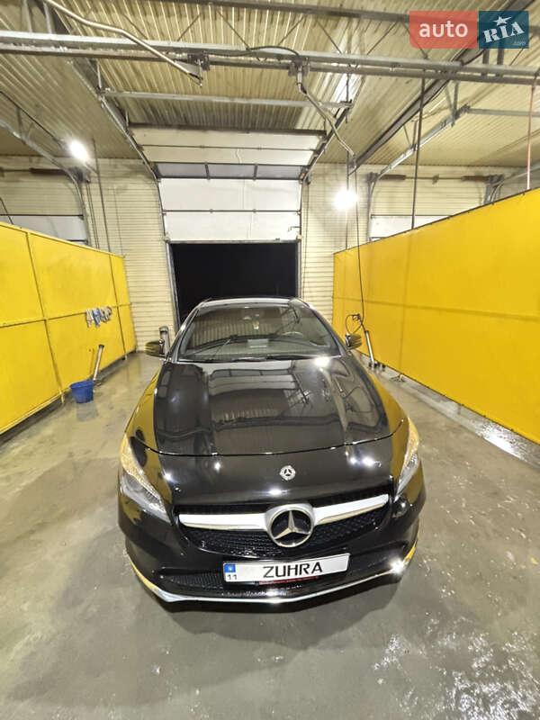 Седан Mercedes-Benz CLA-Class 2018 в Киеве