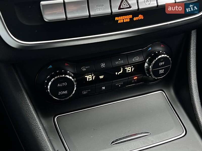 Седан Mercedes-Benz CLA-Class 2018 в Києві