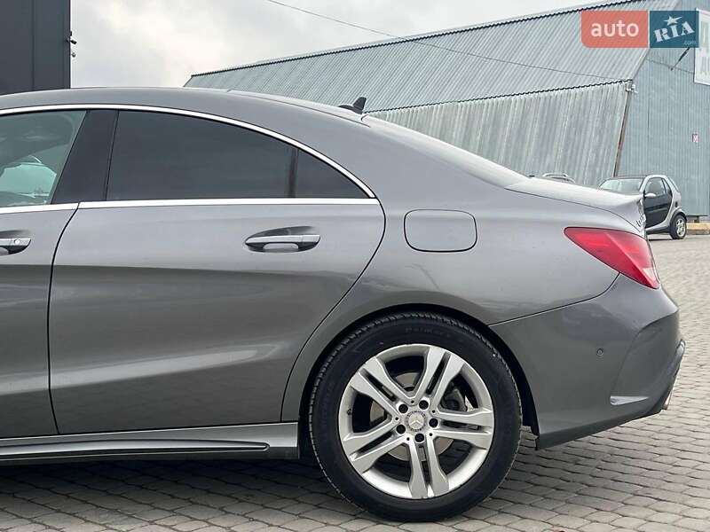 Седан Mercedes-Benz CLA-Class 2016 в Львові