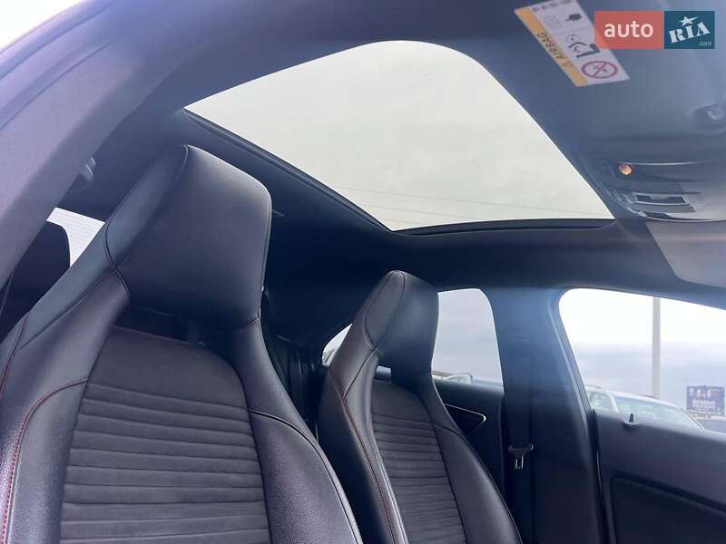 Седан Mercedes-Benz CLA-Class 2016 в Львові