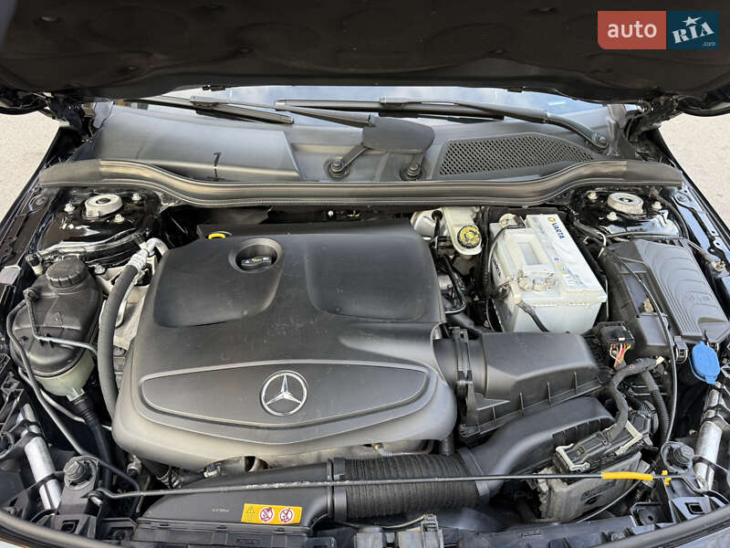 Седан Mercedes-Benz CLA-Class 2014 в Дніпрі