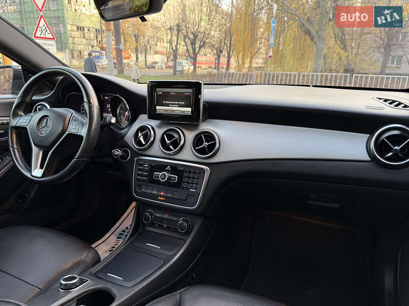 Седан Mercedes-Benz CLA-Class 2014 в Дніпрі