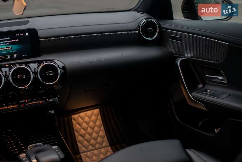 Седан Mercedes-Benz CLA-Class 2021 в Рівному