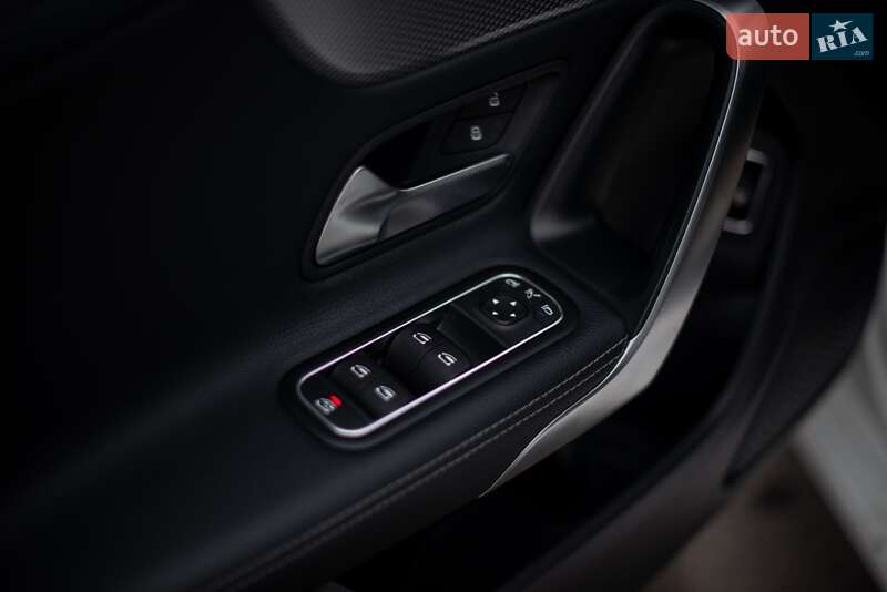 Седан Mercedes-Benz CLA-Class 2021 в Рівному