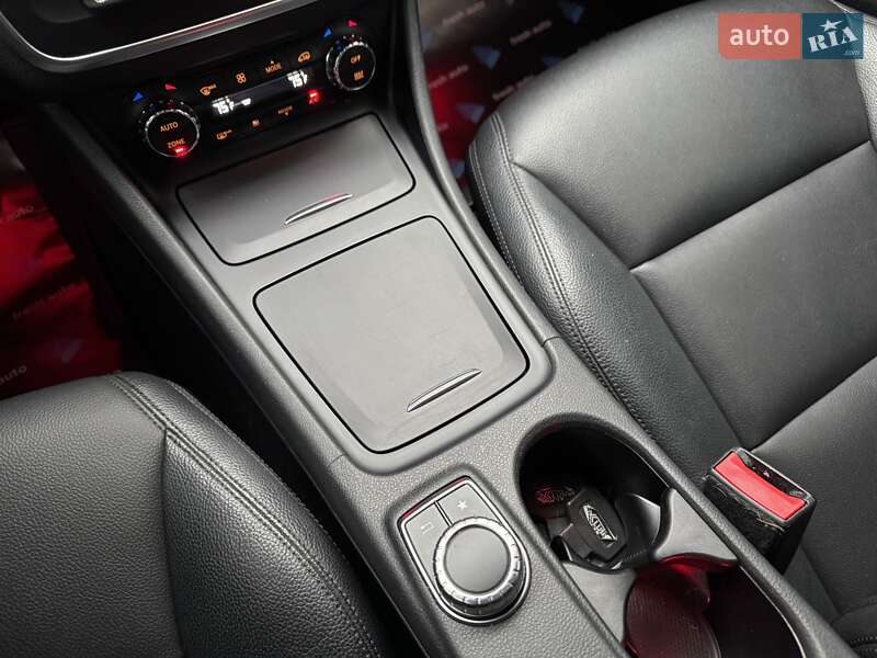 Седан Mercedes-Benz CLA-Class 2015 в Рівному