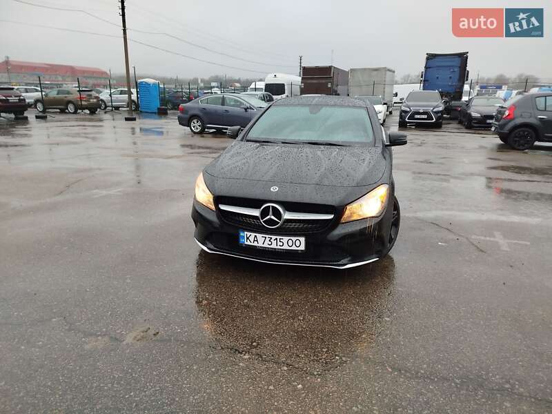 Седан Mercedes-Benz CLA-Class 2018 в Киеве