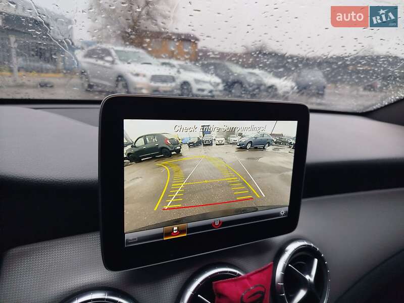 Седан Mercedes-Benz CLA-Class 2018 в Киеве